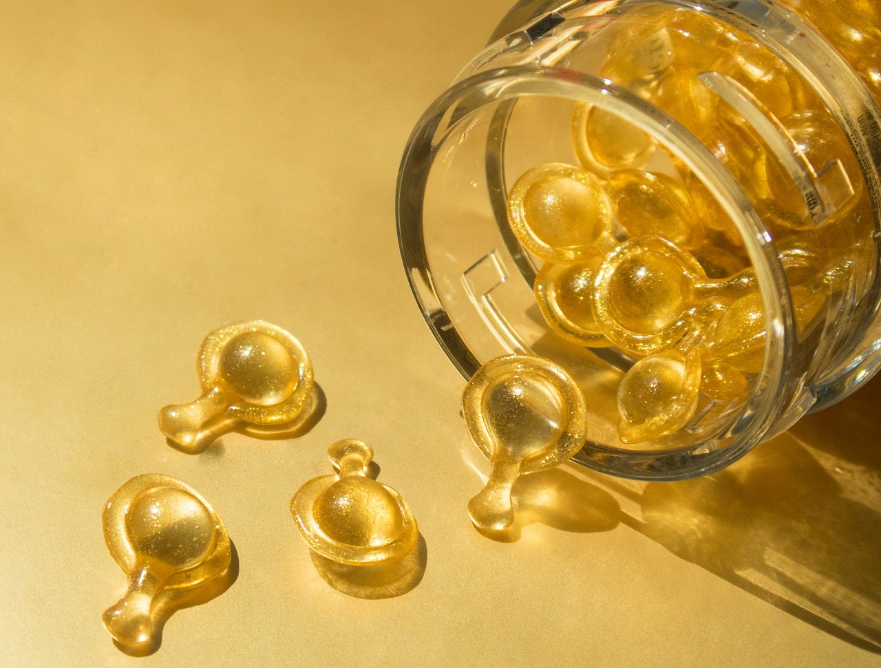 elizabeth arden capsules eye serum