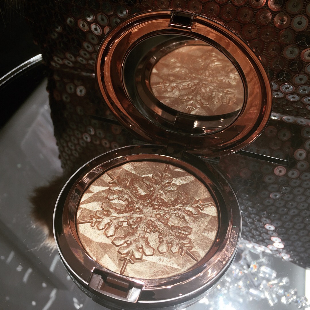 mac cosmetics highlighter