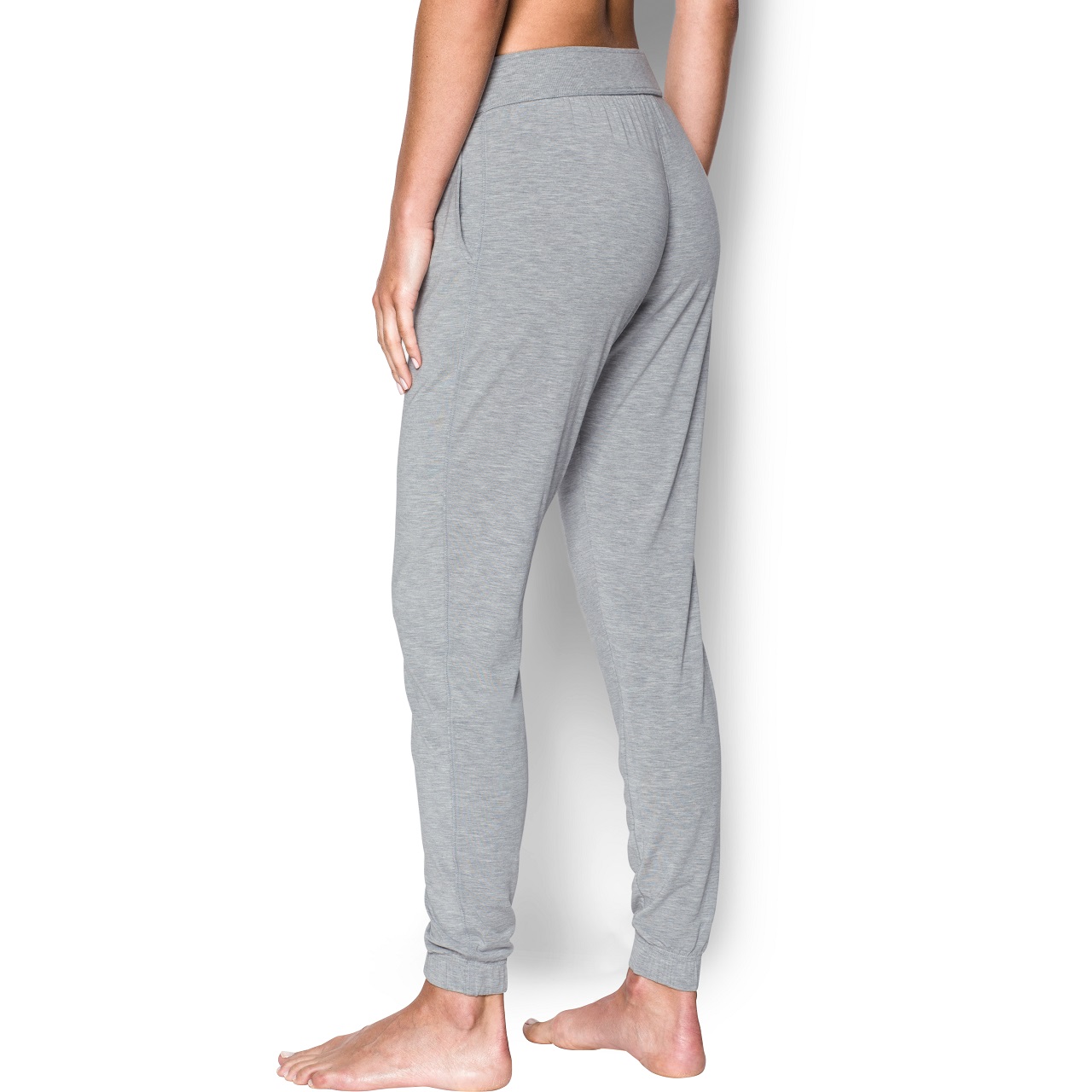 Wear The Under Armour Athlete Recovery Sleepwear To Help Your Body
