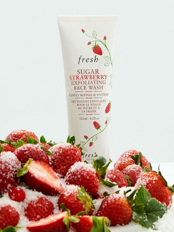 Sugar Strawberry Exfoliating Face Wash - fresh