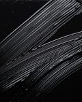 KVD Full Sleeve Long + Defined Tubing Mascara swatch_2