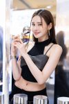 Yumi Wong_02