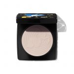 Bobbi Brown x Alice In Wonderland Sheer Finish Pressed Powder Packshot 1