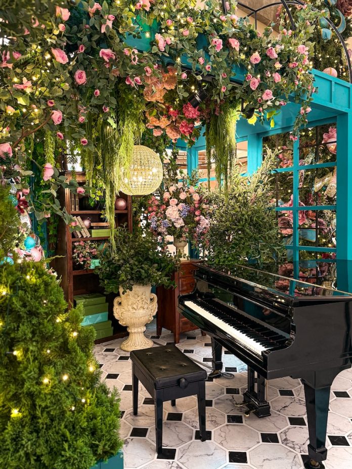 The Gardens Mall Christmas 2025_8