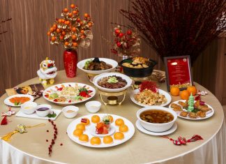 A Golden Feast for the Year of the Horse at Oversea Restaurant