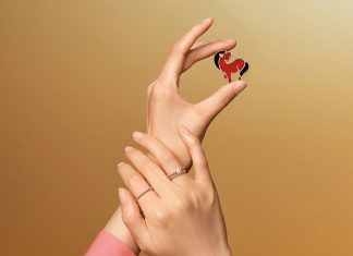 When Spring Whispers: Van Cleef & Arpels Welcomes the Year of the Horse