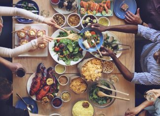 Celebrate Eid Mindfully: How to Feast Without Overindulging