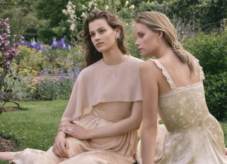 Why Van Cleef & Arpels is the Ultimate Love Letter This Mother’s Day